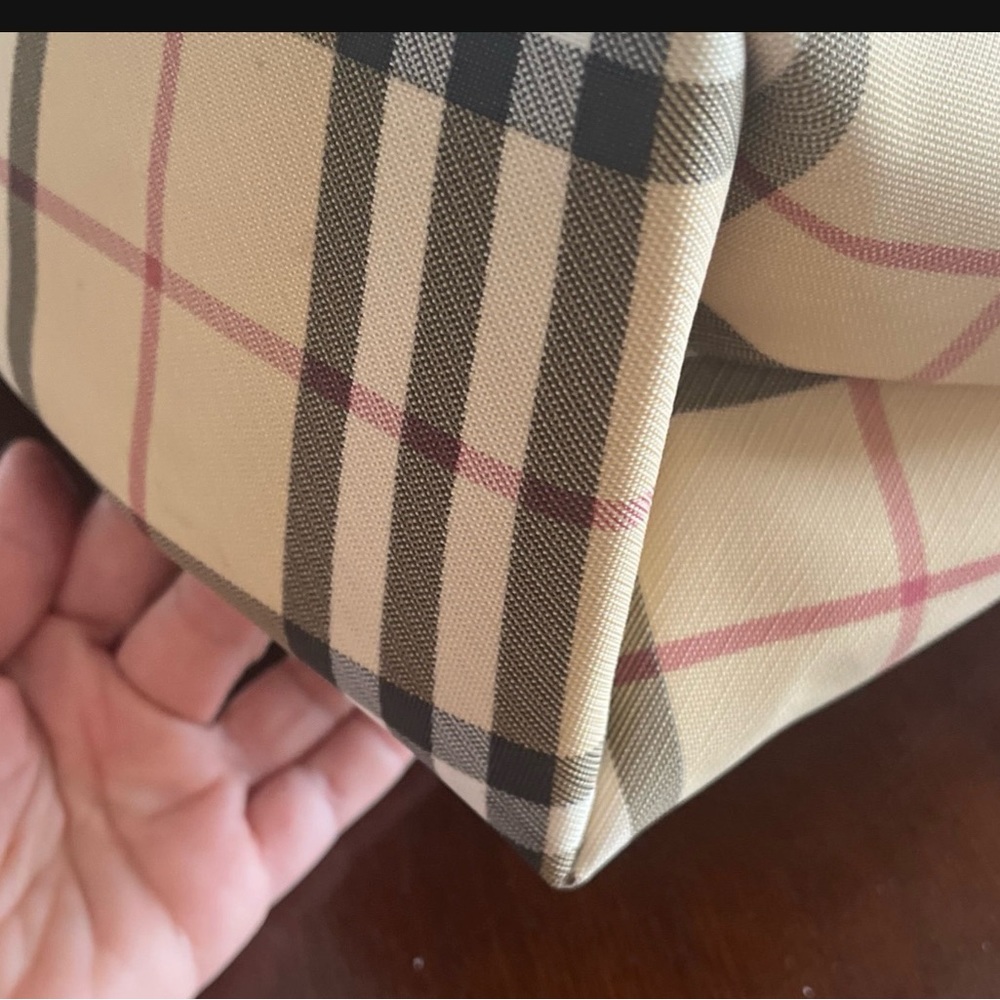 Authentic Burberry nova check tote bag used in very good condition - Picture 11 of 11